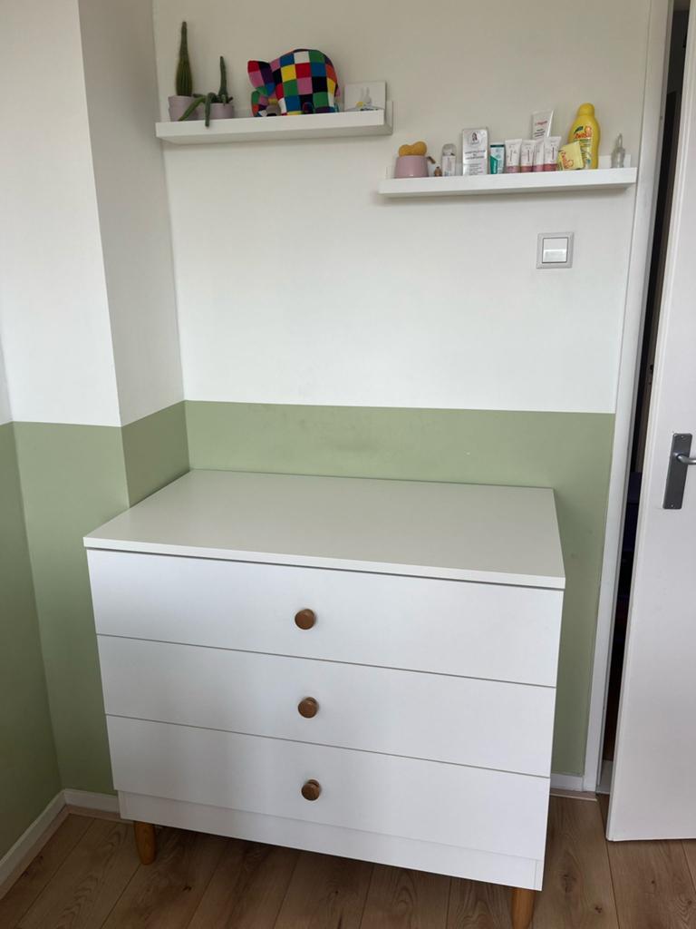 Doorgroei baby/kinder kamer (commode en bed), Kinderen en Baby's, Kinderkamer | Commodes en Kasten, Ophalen, 50 tot 70 cm, 90 tot 105 cm