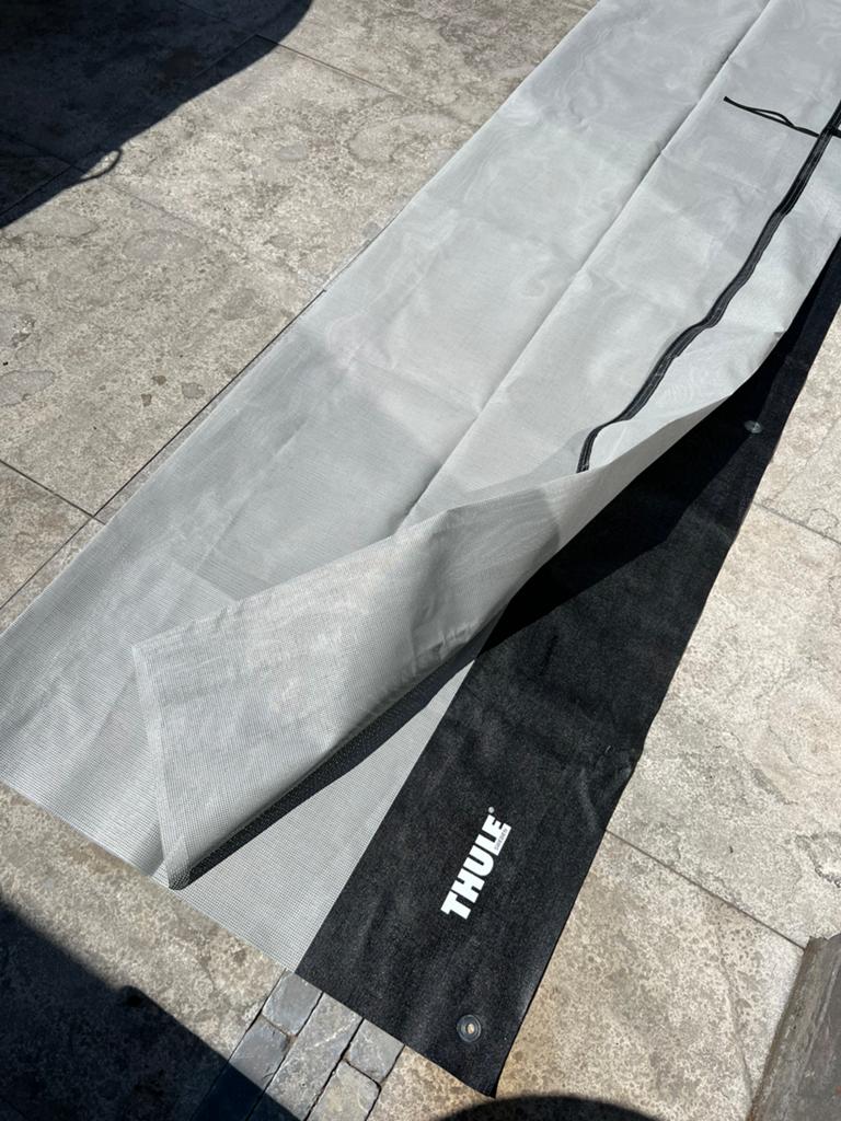 Thule sunblocker voor het lange deel van de luifel 430 cm, Ophalen of Verzenden, Zo goed als nieuw