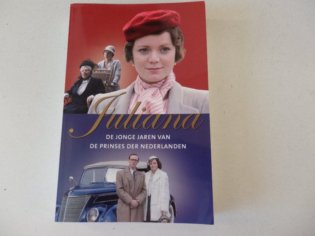 De jonge jaren van prinses der Nederlanden, Ophalen of Verzenden, Zo goed als nieuw, Tijdschrift of Boek