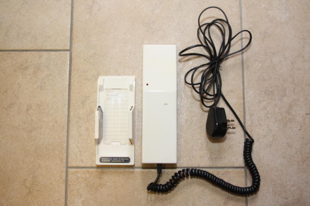 Telefoontoestel Elro wit, in zeer goede staat., Telecommunicatie, Vaste telefoons | Niet Draadloos, Ophalen of Verzenden