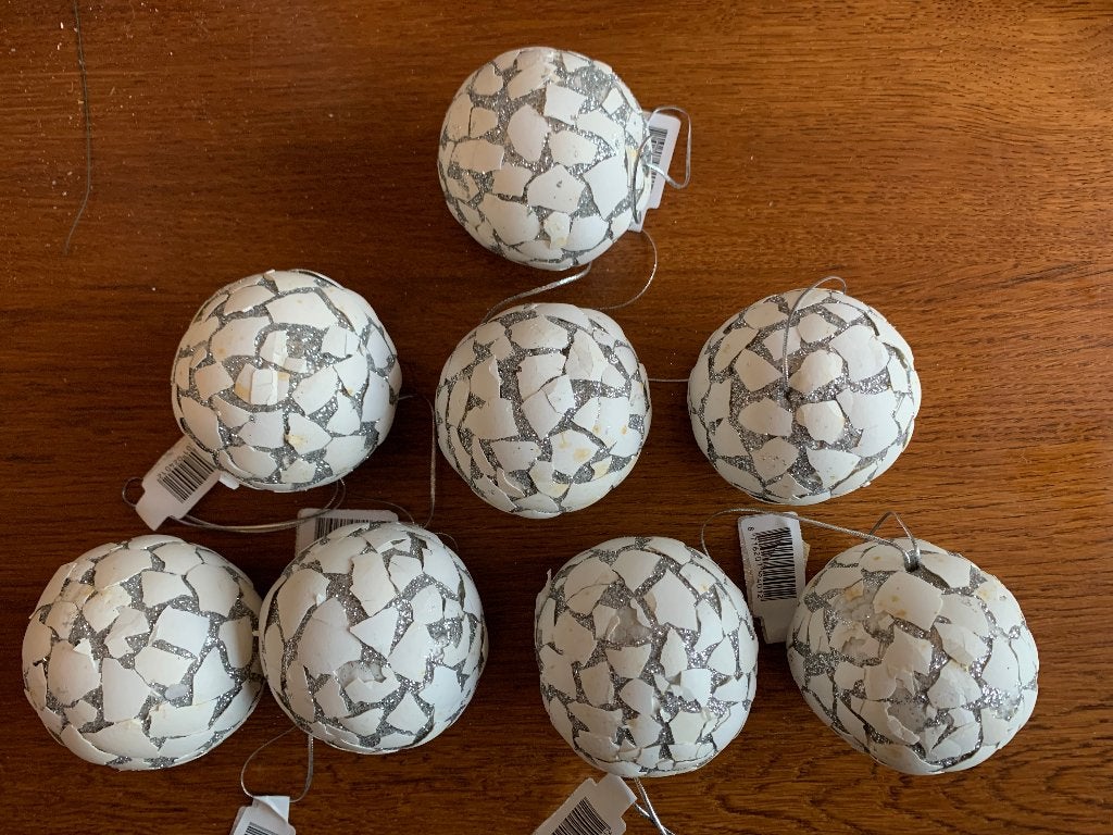 8 Sneeuwballen/Kerstballen met Glitter Nieuw, Diversen, Kerst, Ophalen of Verzenden, Nieuw
