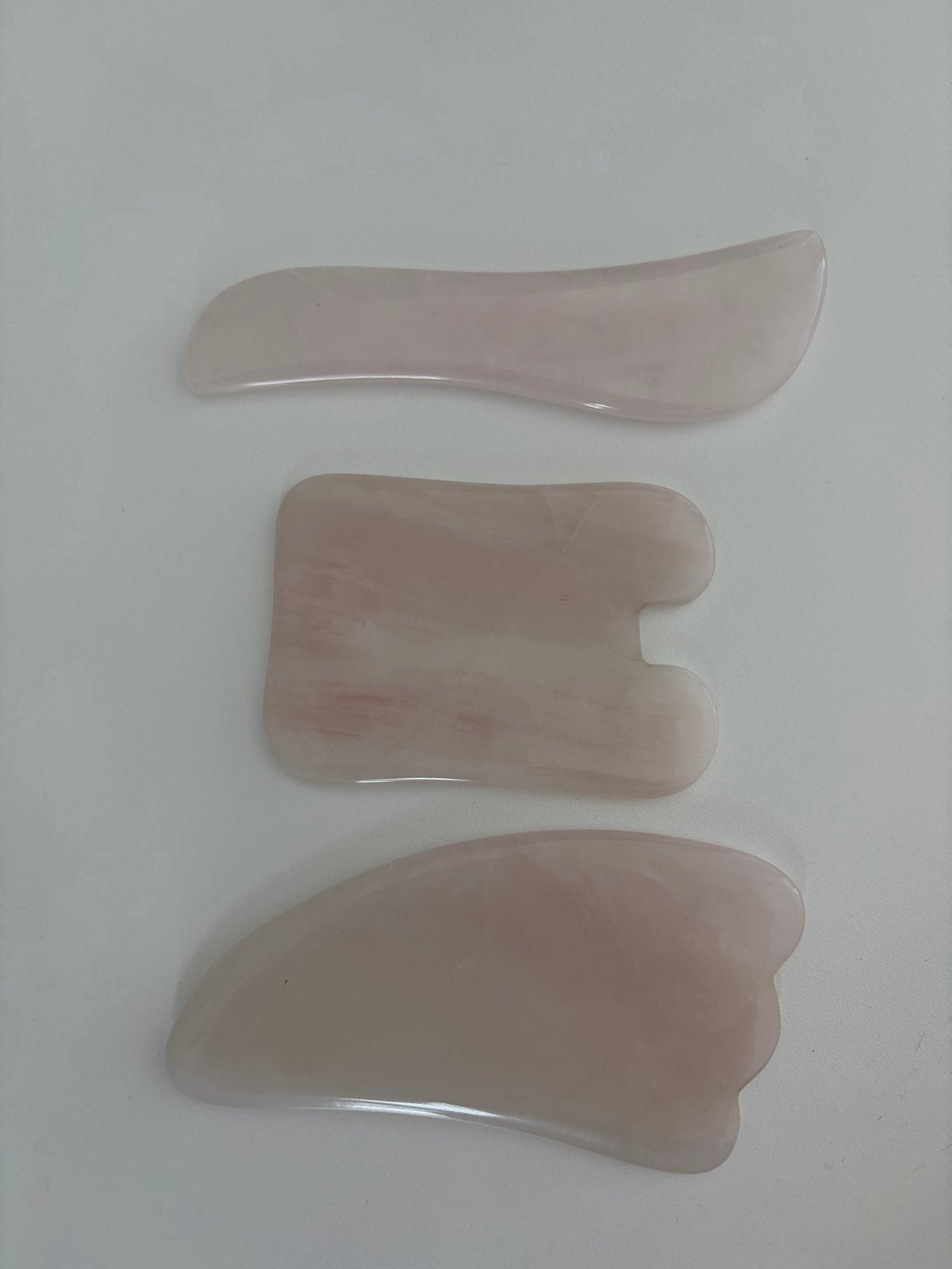 3x Rozenkwarts Gua Sha Set - Gezichtsmassage, Ophalen of Verzenden, Nieuw, Gehele gezicht, Verzorging