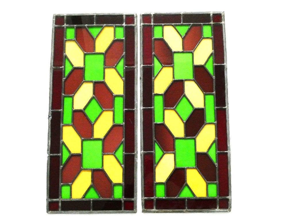 2 Antiek glas in lood ramen kleur rood lichtgeel groen ....., Ophalen of Verzenden