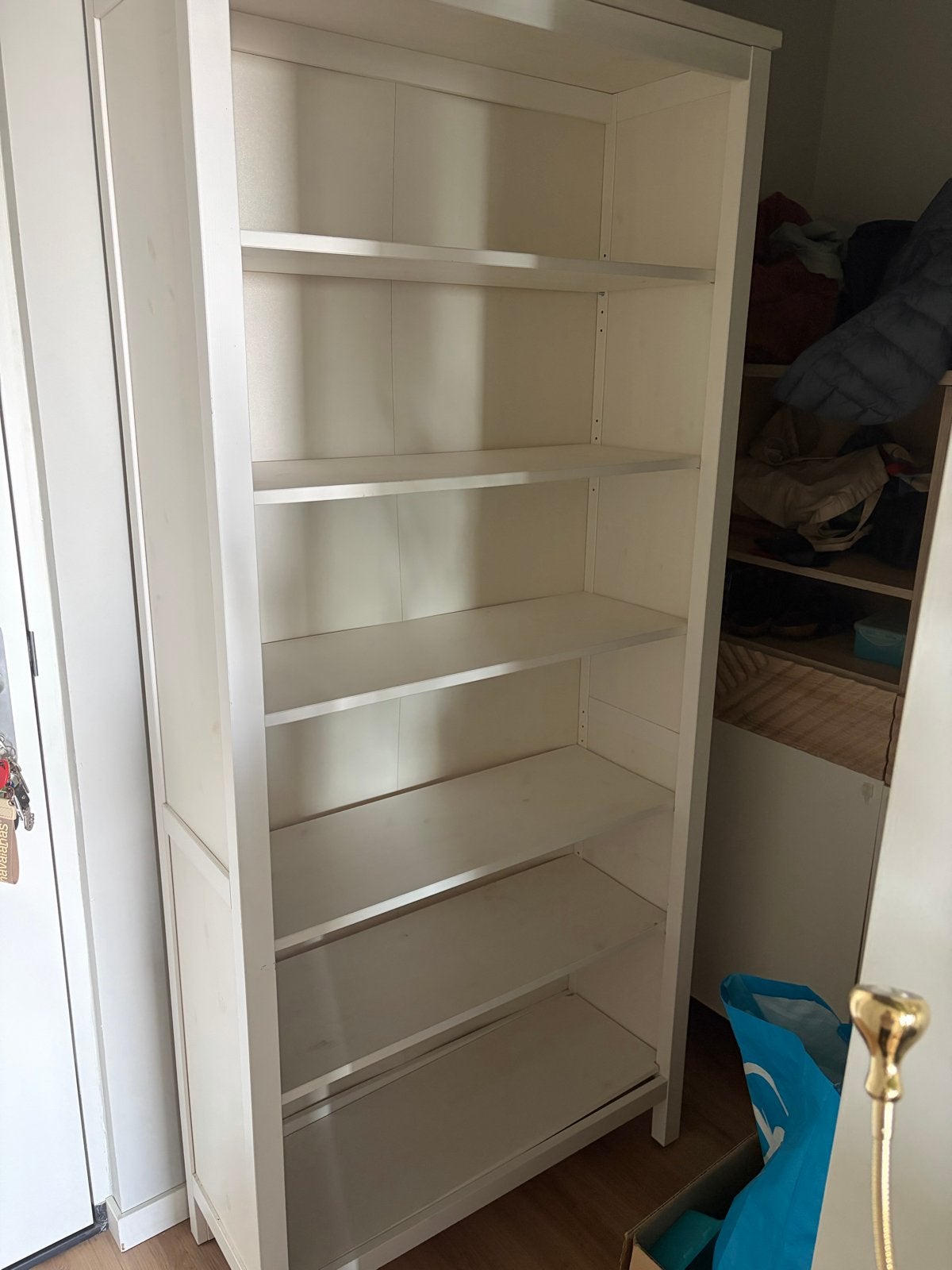 Witte Boekenkast met Verstelbare Planken, Ophalen, Met plank(en), Minder dan 50 cm, Gebruikt