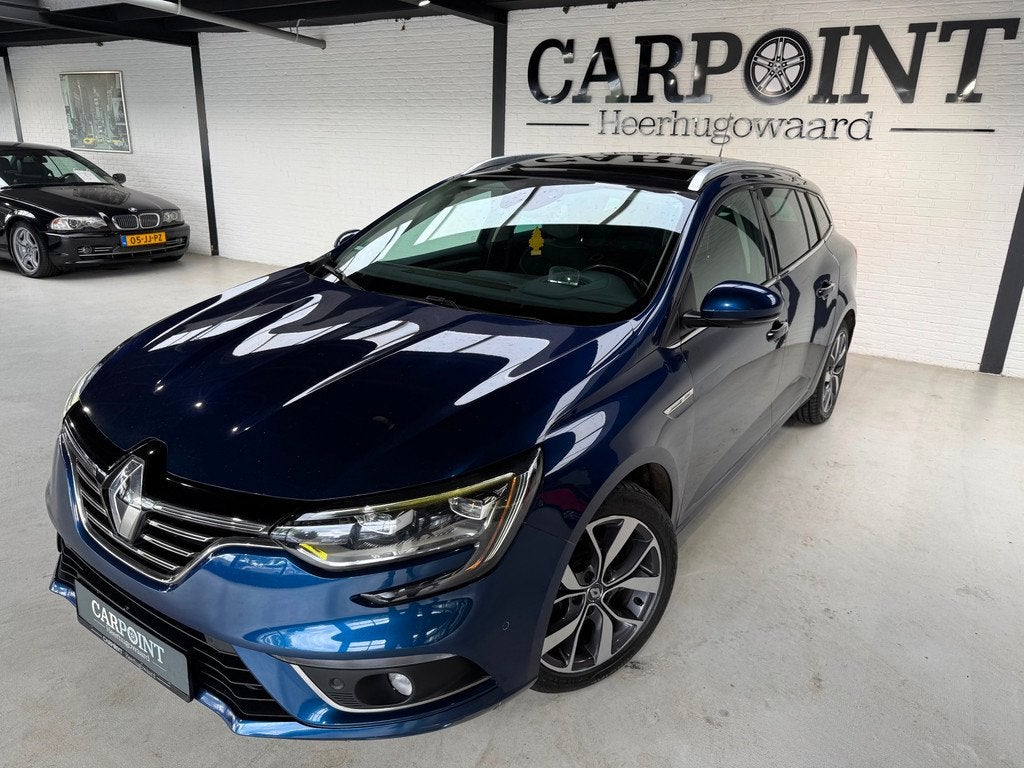 Renault Mégane Estate 1.2 TCe Bose 2016 131PK Pano Camera H, Voorwielaandrijving, Gebruikt, Zwart, 4 cilinders