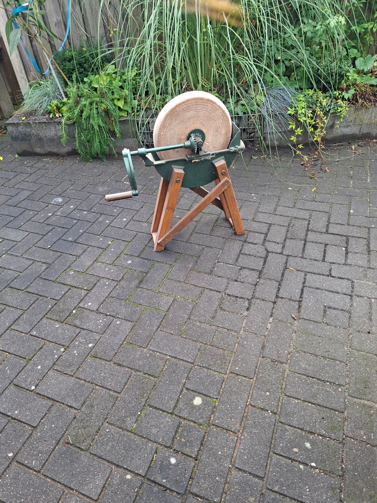 antieke slijpsteen, Antiek en Kunst, Ophalen