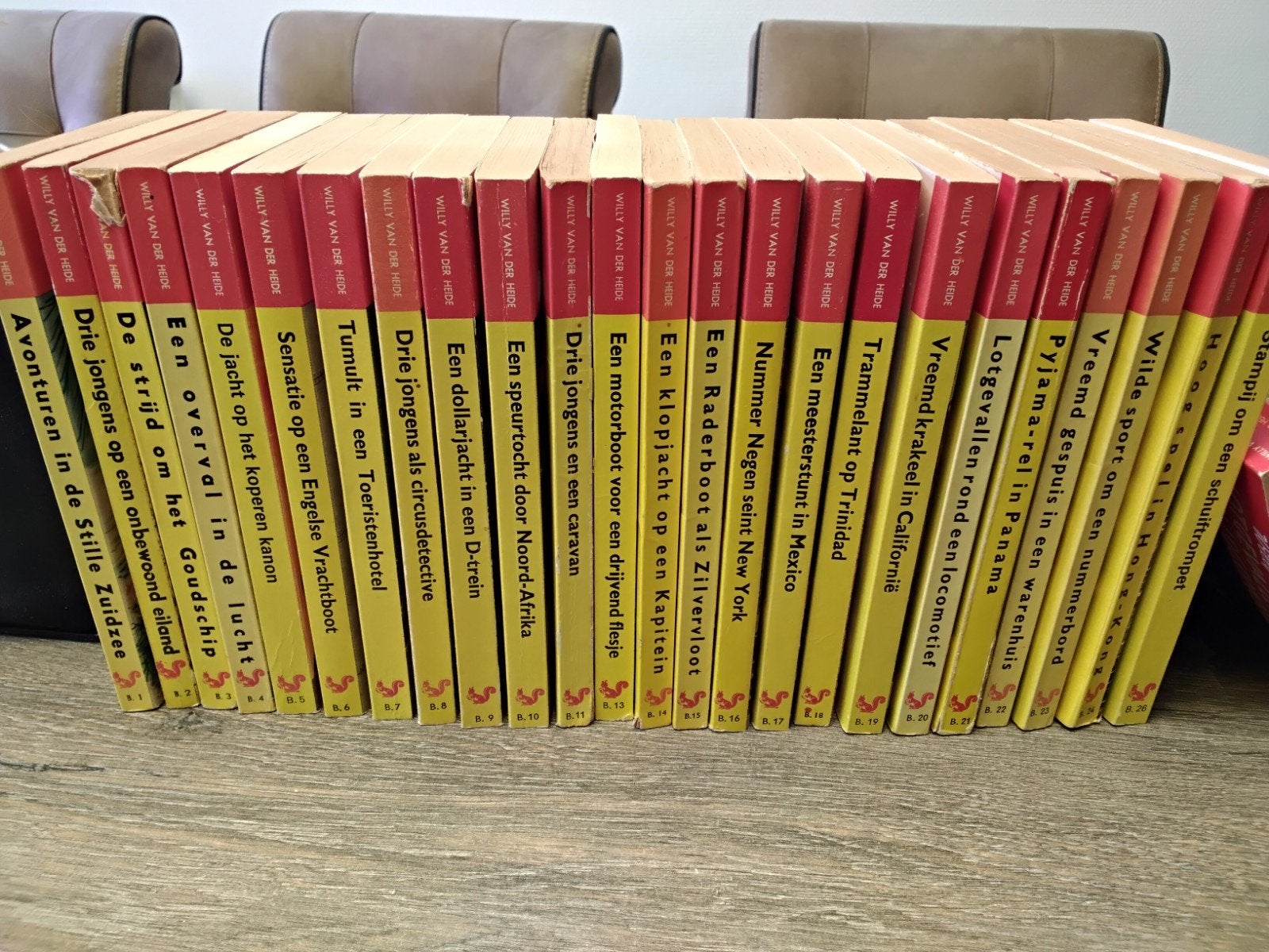 Bob Evers boeken, Ophalen