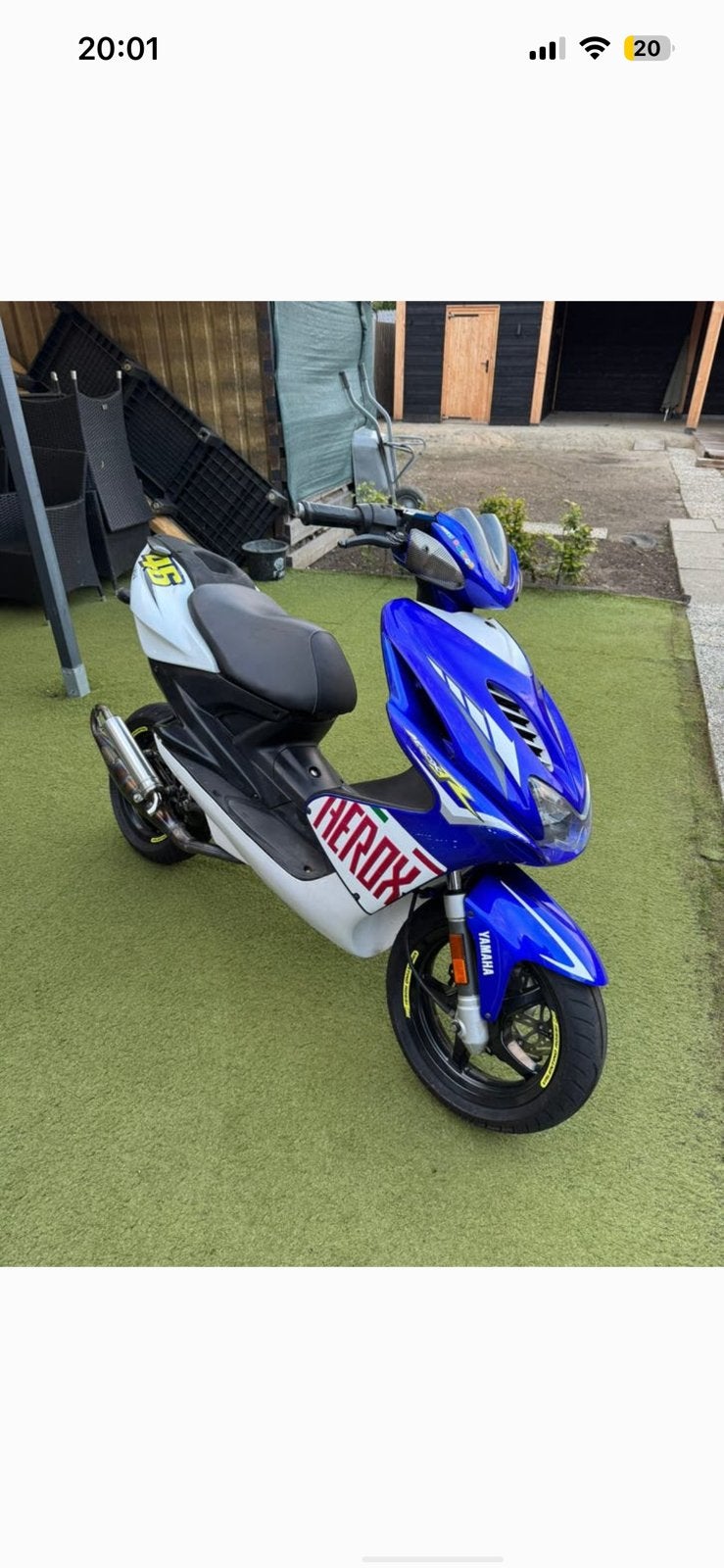 Aerox rossi kappenset !gezocht!, Fietsen en Brommers, Ophalen, Zo goed als nieuw, Benzine, Aerox