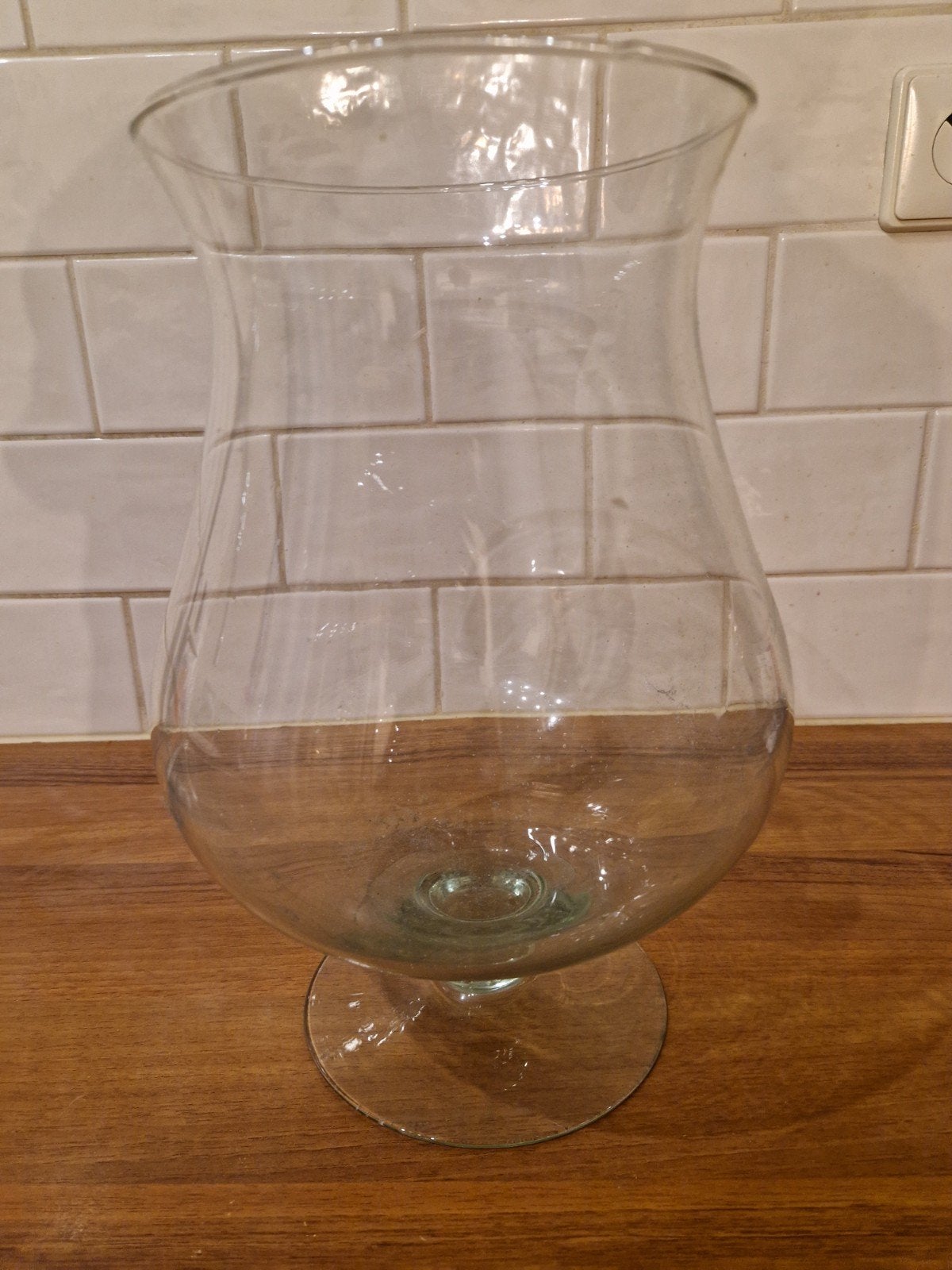 Glazen vaas op voet - Decoratieve vaas, Op voet, Transparant, Ophalen of Verzenden, Glas