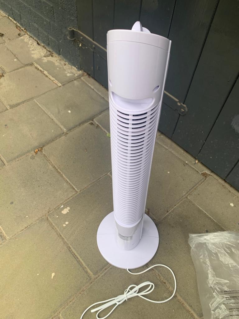 Toren Ventilator Nieuw 15 Euro ., Ophalen, Zo goed als nieuw, Torenventilator