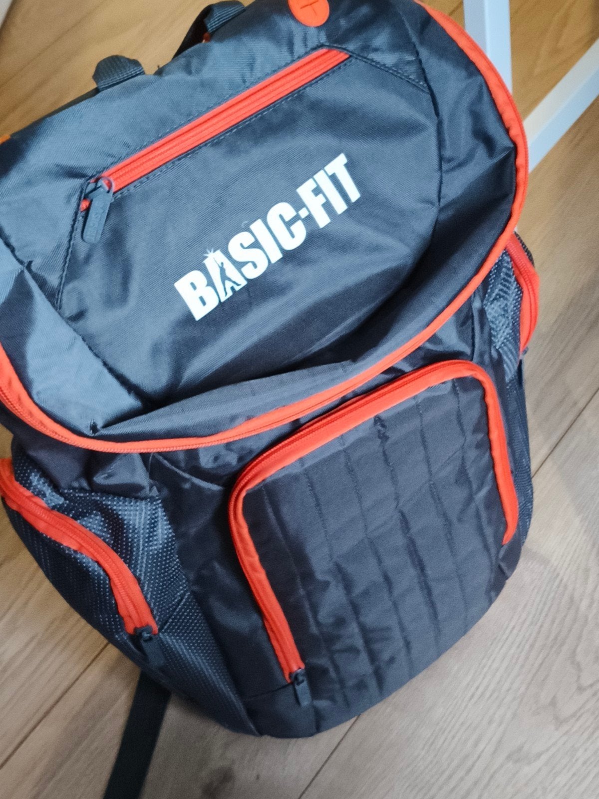 basic-fit tas in goede staat, Ophalen, Zo goed als nieuw