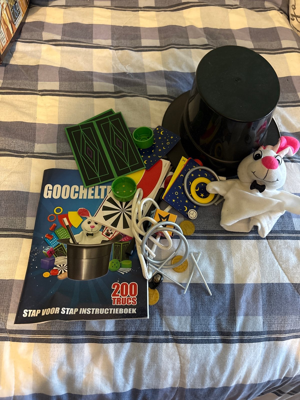 Gooochelset met 200 trucs en konijn uit hoed, Ophalen of Verzenden, Zo goed als nieuw, Jongen of Meisje