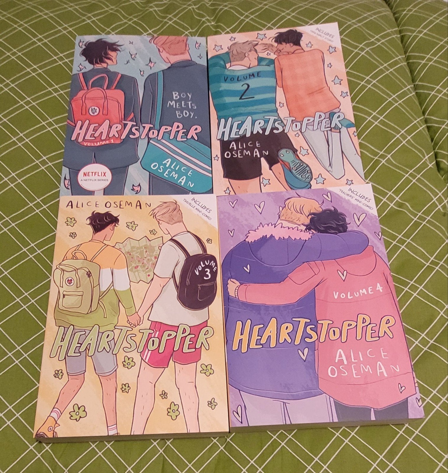 Heartstopper vol. 1 tm 4 Alice Oseman, Meerdere stripboeken, Ophalen of Verzenden, Zo goed als nieuw, Alice Oseman