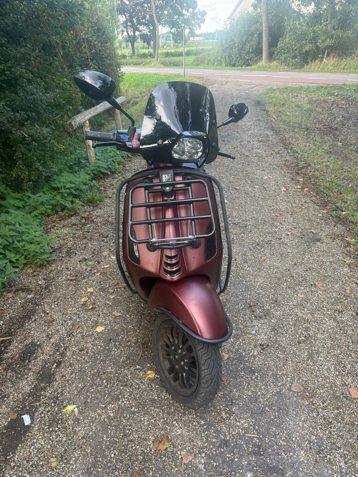 Vespa Sprint 50cc Mat Bordeaux Rood - 2021, Gebruikt, Overige modellen, Ophalen of Verzenden, 50 cc