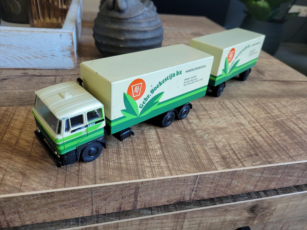 Daf combi boekestijn, Hobby en Vrije tijd, Modelauto's | 1:50, Lion, Ophalen of Verzenden, Zo goed als nieuw, Lion