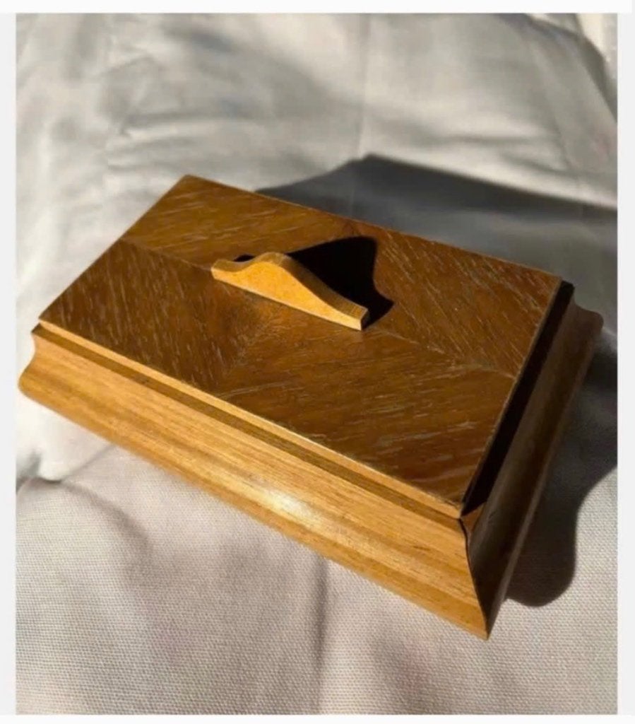 Antiek houten kistje met groene bekleding, Minder dan 50 cm, Gebruikt, Minder dan 50 cm, Ophalen of Verzenden