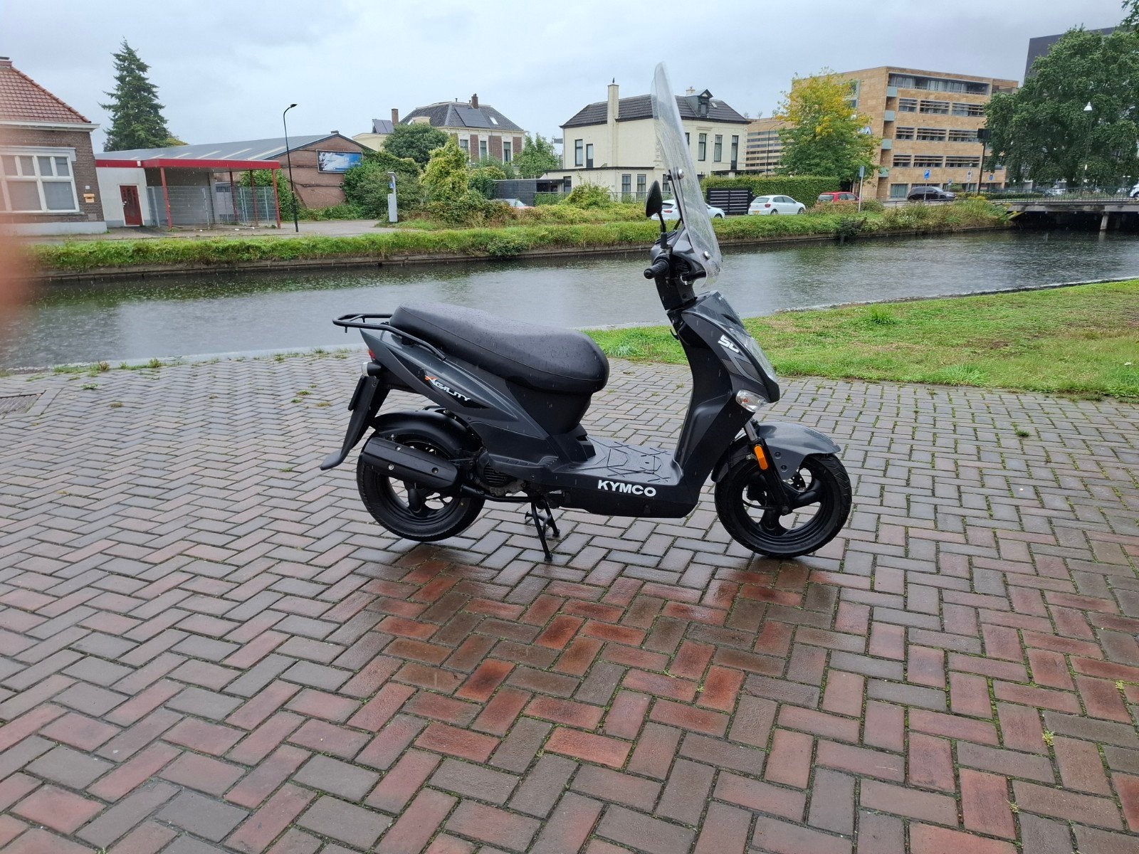 Foto 7 van Kymco Agility 45km bromscooter