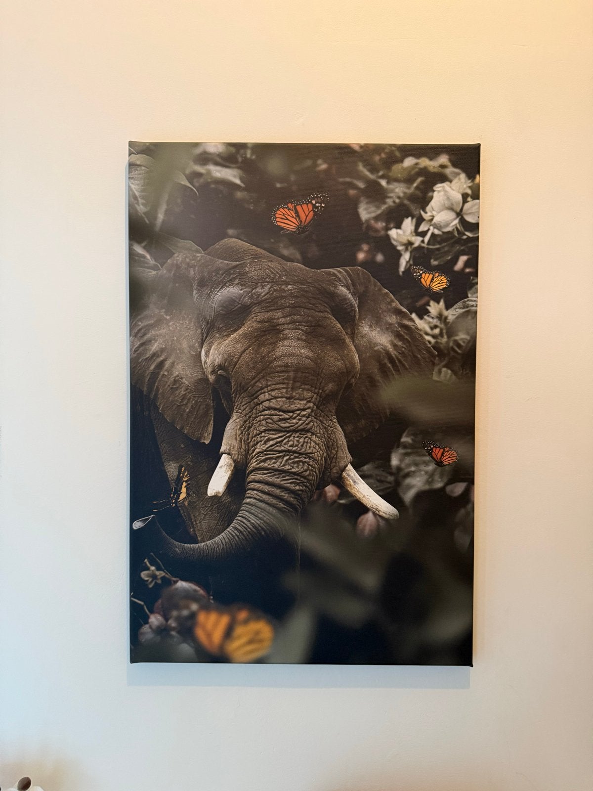 Canvas schilderij olifant met vlinders 40x60 cm, Ophalen, 50 – 75, Minder dan 50 cm, Zo goed als nieuw