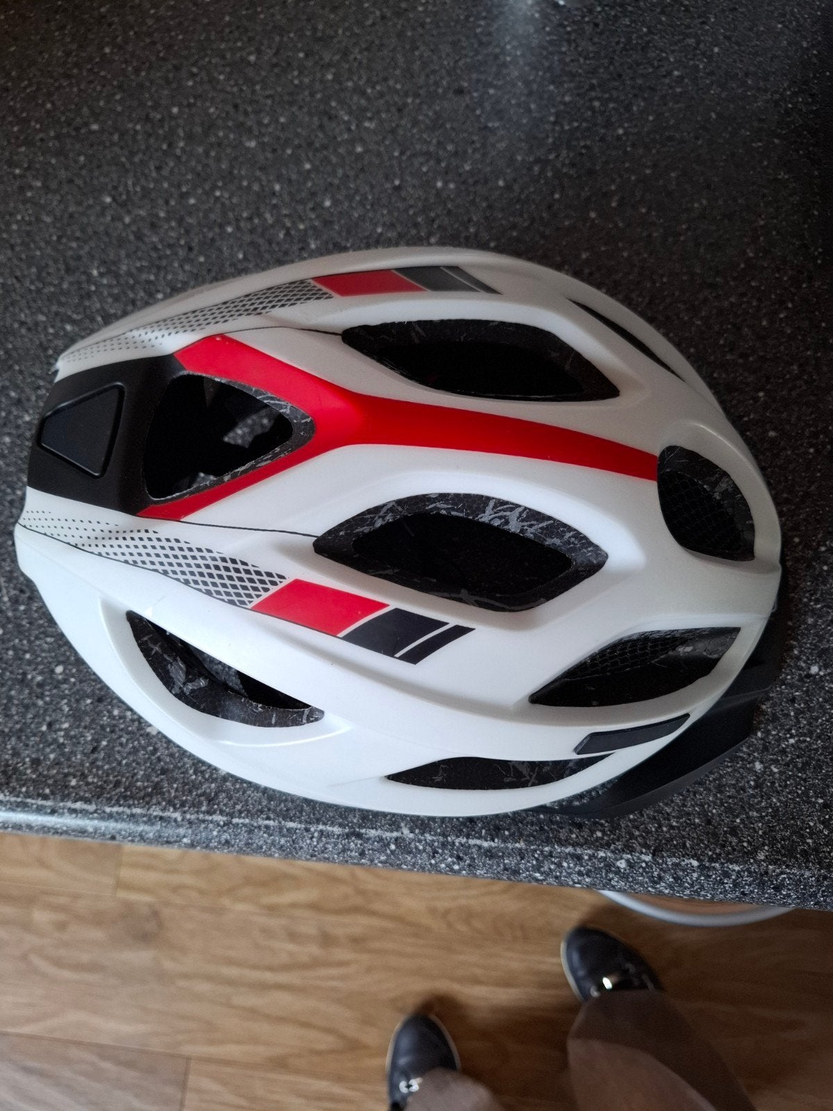 ABUS Fietshelm - Wit, Rood, Zwart - Maat M (52-58cm), M, Ophalen of Verzenden, Zo goed als nieuw, ABUS