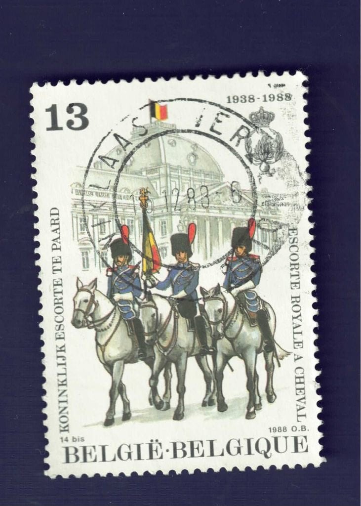 Fauna - Paarden - Belgie - 13 - Kon. Escorte te Paard - '88, Ophalen of Verzenden, Gestempeld, Dier of Natuur