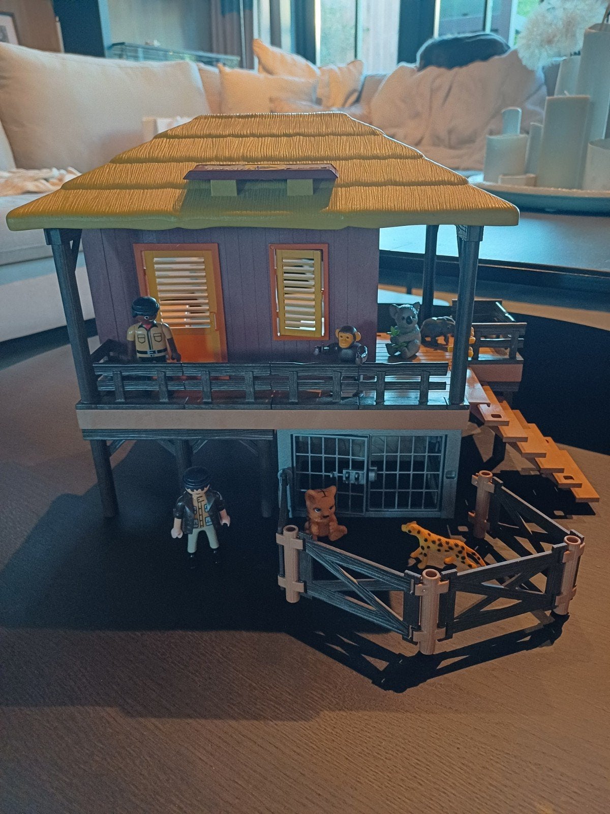 Playmobil 4826 Wild Life Safari verzorgingspost, Kinderen en Baby's, Wild life, Gebruikt, Gebouw, Complete set