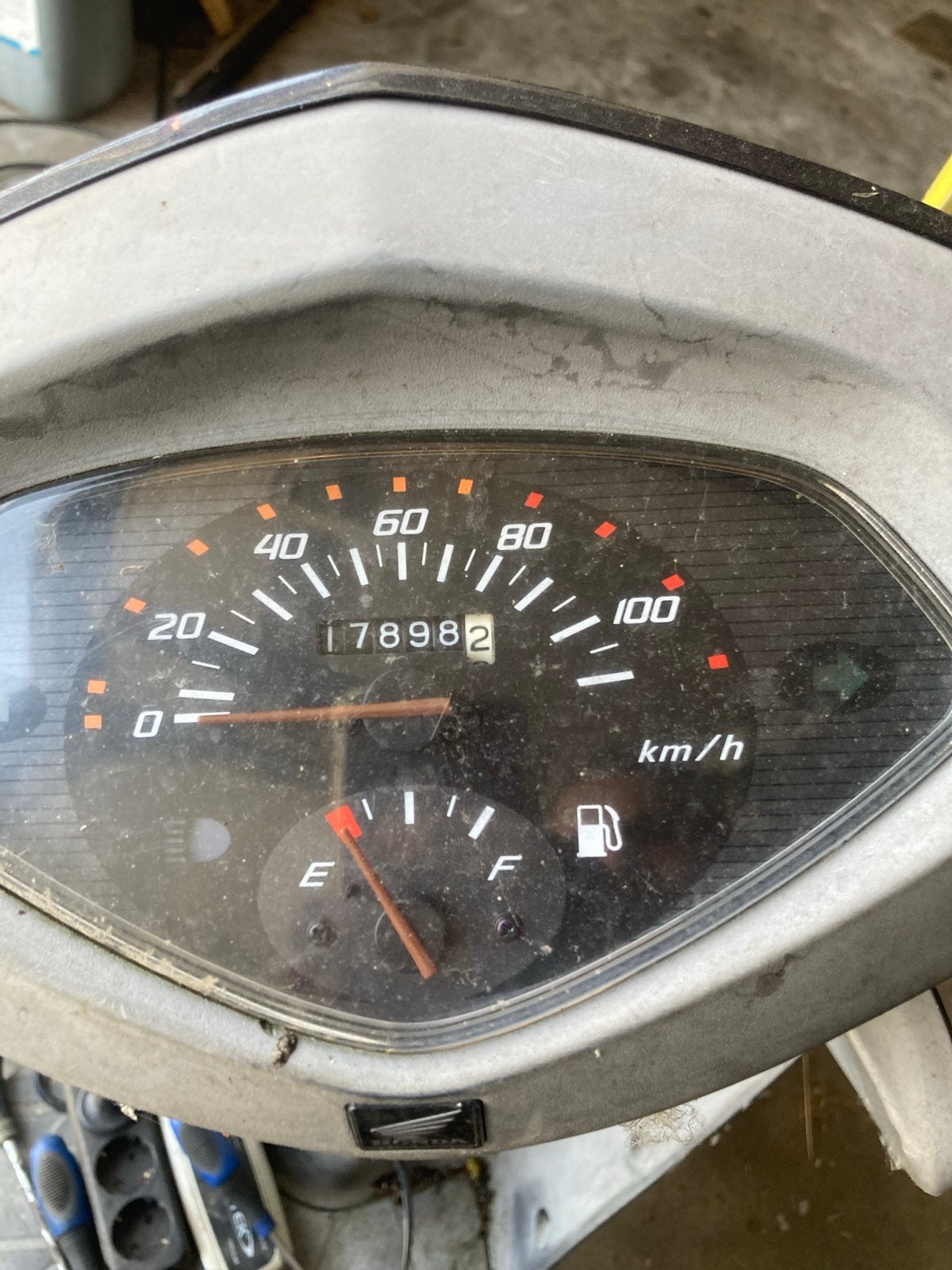 Honda lead  scooter met topkoffer - opknapper, Ophalen, Gebruikt, 100 cc