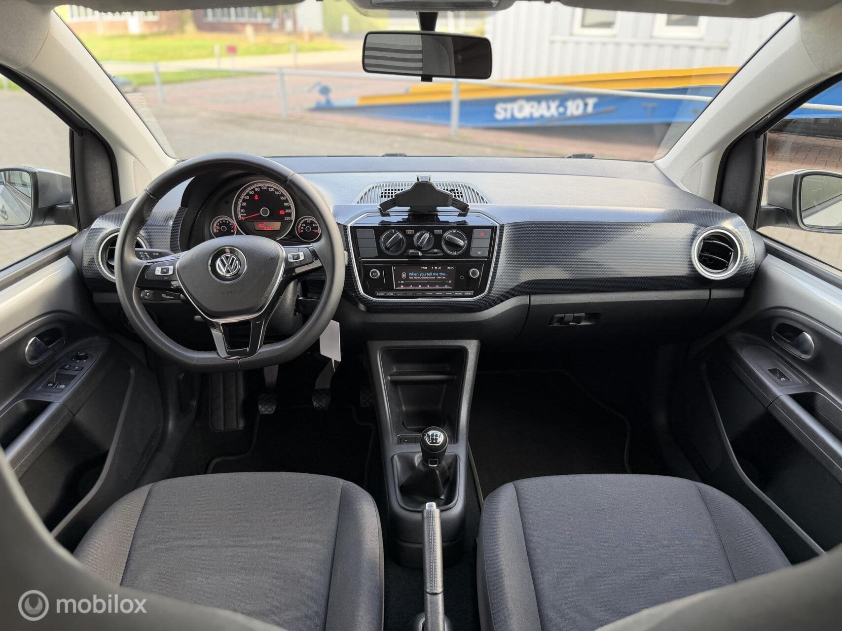 Volkswagen High Up! 1.0 BMT|BTW|AIRCO|CRUISE|, Auto's, Voorwielaandrijving, Gebruikt, Handgeschakeld, 3 cilinders