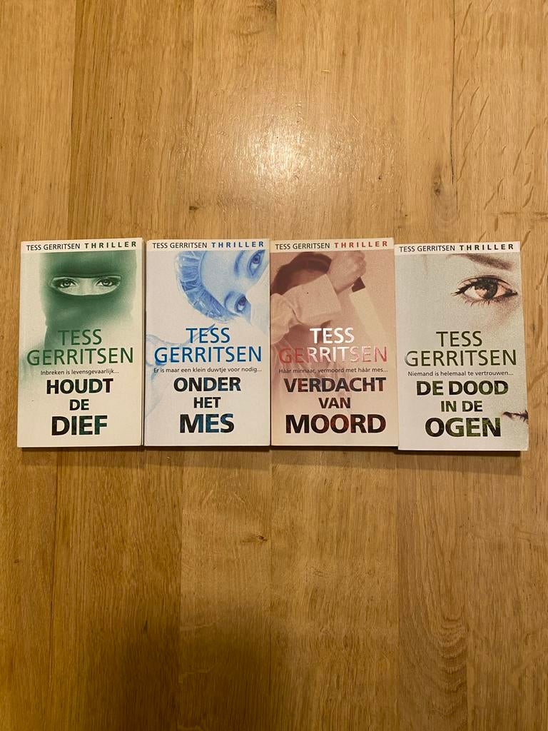 Tess Gerritsen Thriller Boeken Set - 4 Delen, Ophalen of Verzenden, Gelezen, Nederland