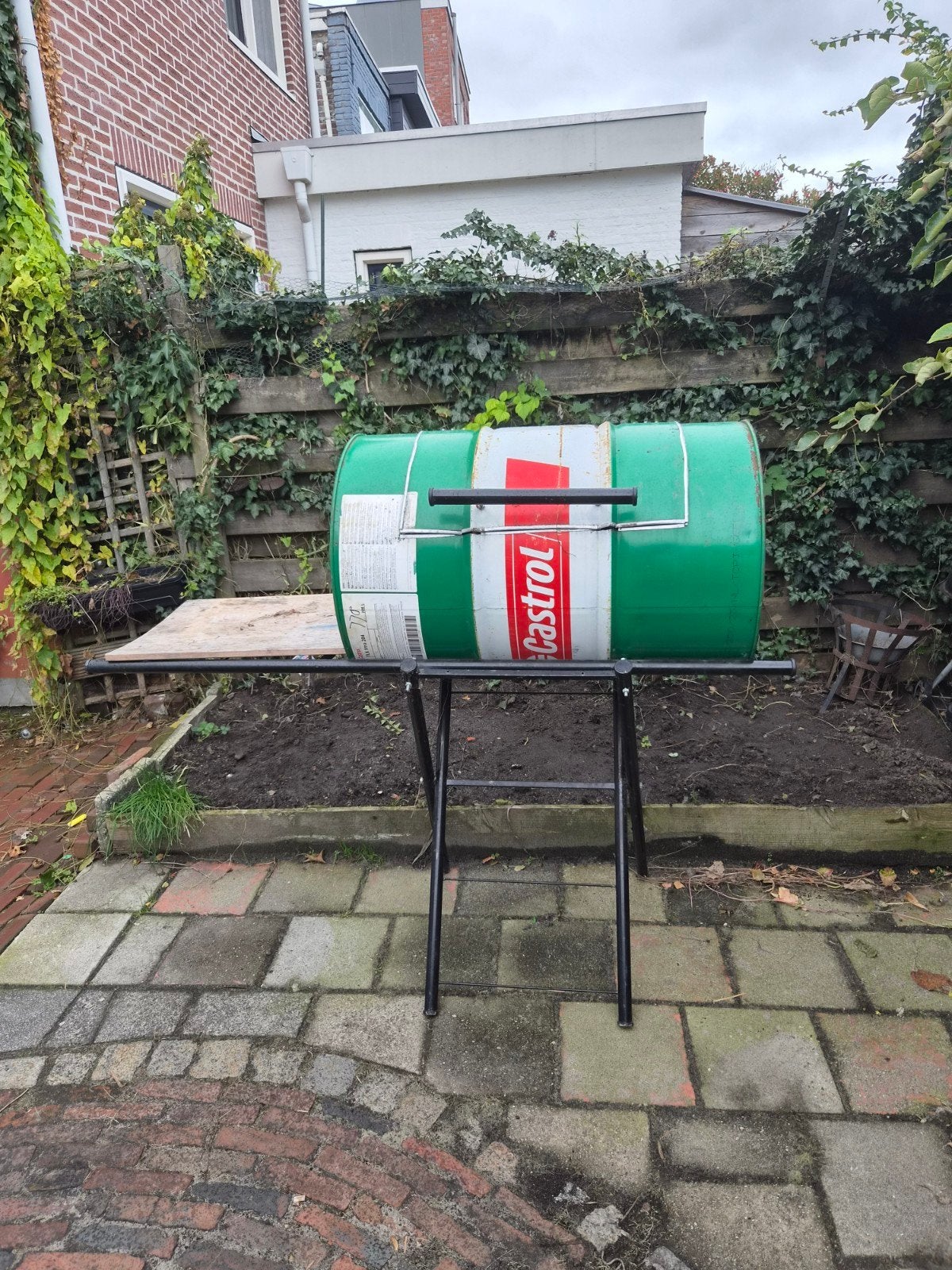 BBQ of oud ijzer, Ophalen, Gebruikt, Castrol