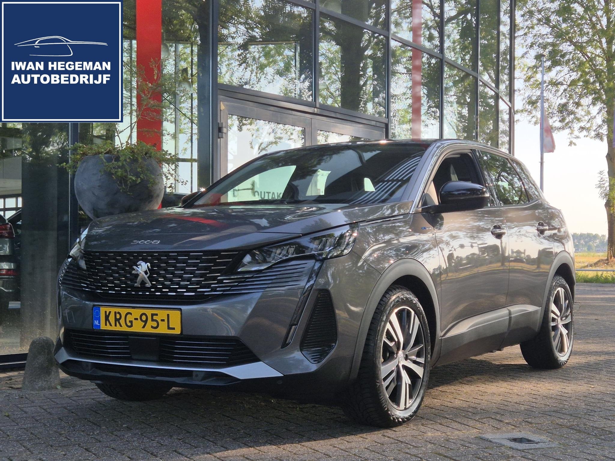 Peugeot 3008 1.6 HYbrid 225 Business | SOH 91,75% | Navigati, Auto's, Peugeot, 12 maanden, Euro 6, Leder en Stof, Plug-in hybride