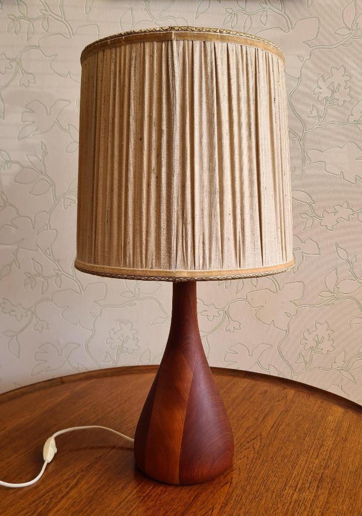 te koop grote houten tafellamp Domus? retro vintage jaren 70, Gebruikt, 50 tot 75 cm, Ophalen of Verzenden, Stof