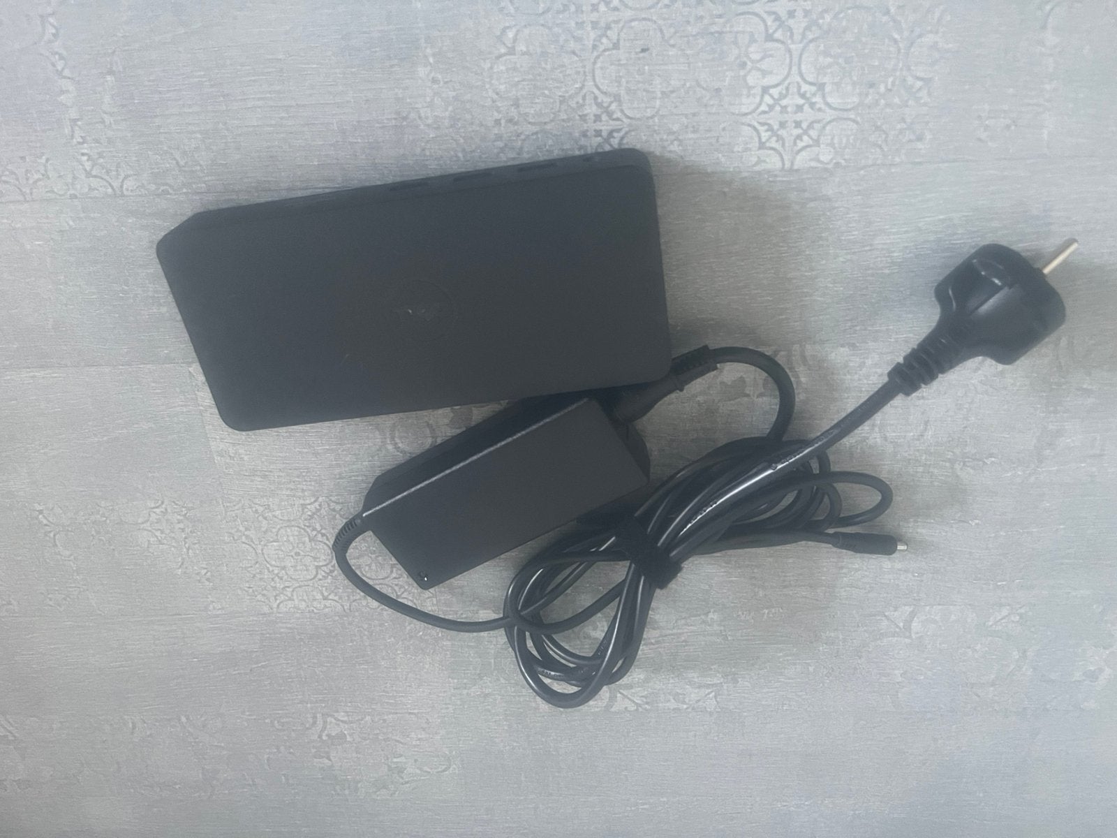 Dell D3100 Docking station, Computers en Software, Dockingstations, Ophalen of Verzenden, Zo goed als nieuw, Docking station, Laptop