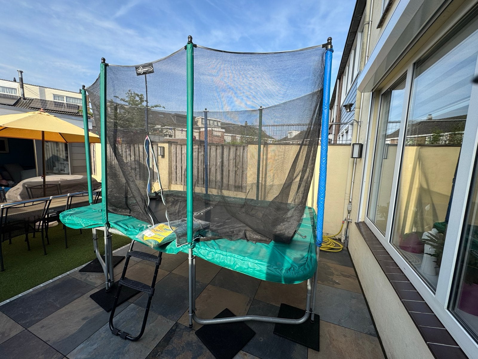 Trampoline 200x300 met tegels, net en beschermhoes en ladder, Ophalen, Gebruikt