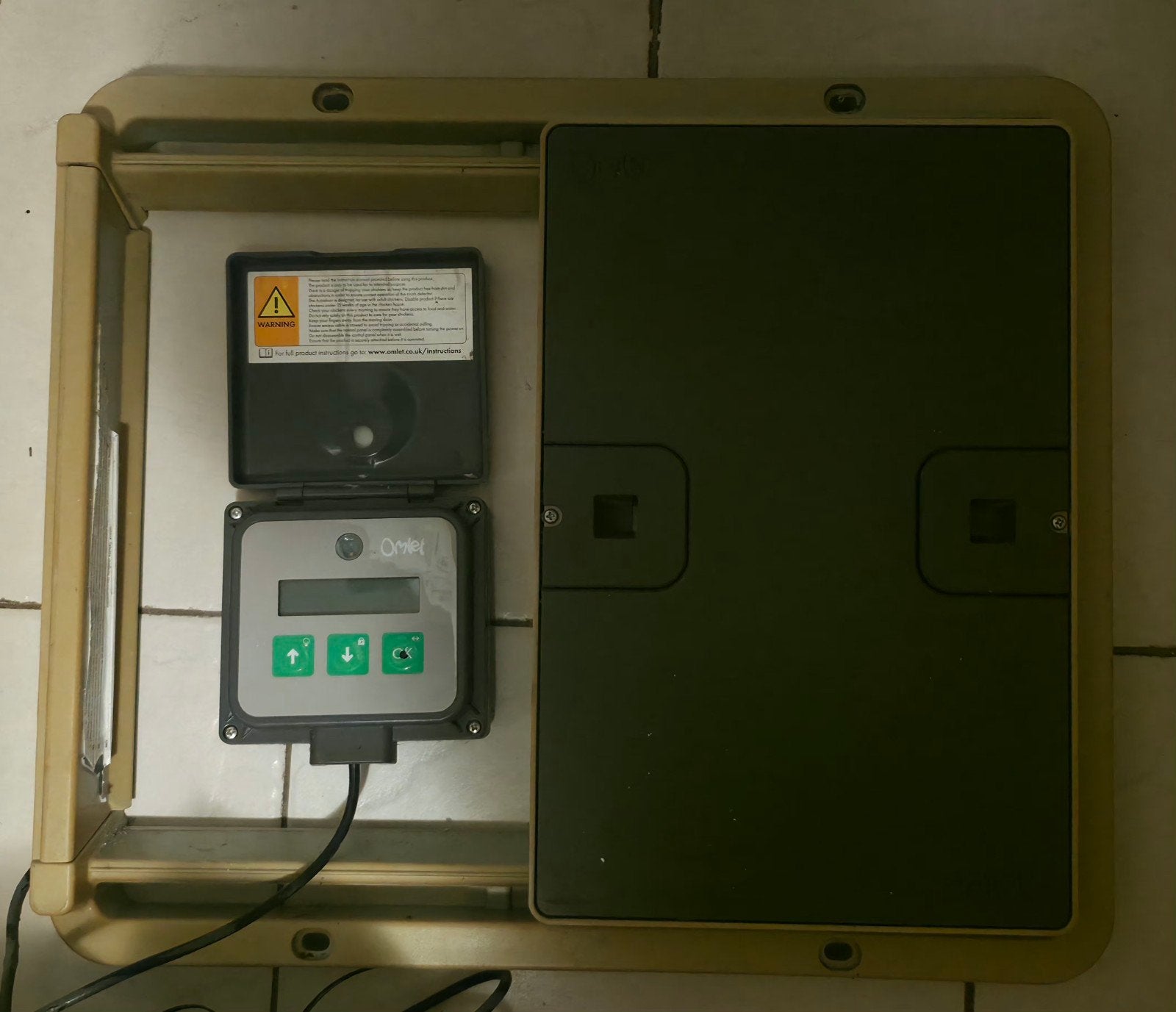 Omlet autodoor (automatische deur voor kippenhok), Ophalen of Verzenden, Gebruikt