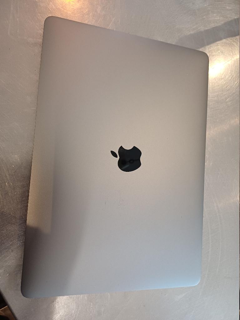 MacBook Pro M1, 256 GB, Qwerty, 8 GB, 13 inch