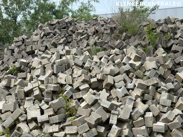 ROOIKORTING 2.000m2 grijs H-klinkers H-profiel betonklinkers, Tuin en Terras, Bij dit gebruikte product niet te achterhalen, Gebruikt
