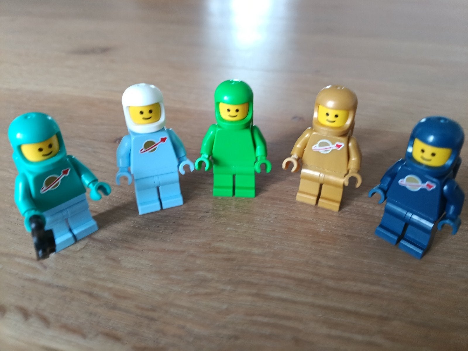 5 LEGO classic space astronauts, Lego, Nieuw, Ophalen of Verzenden, Space