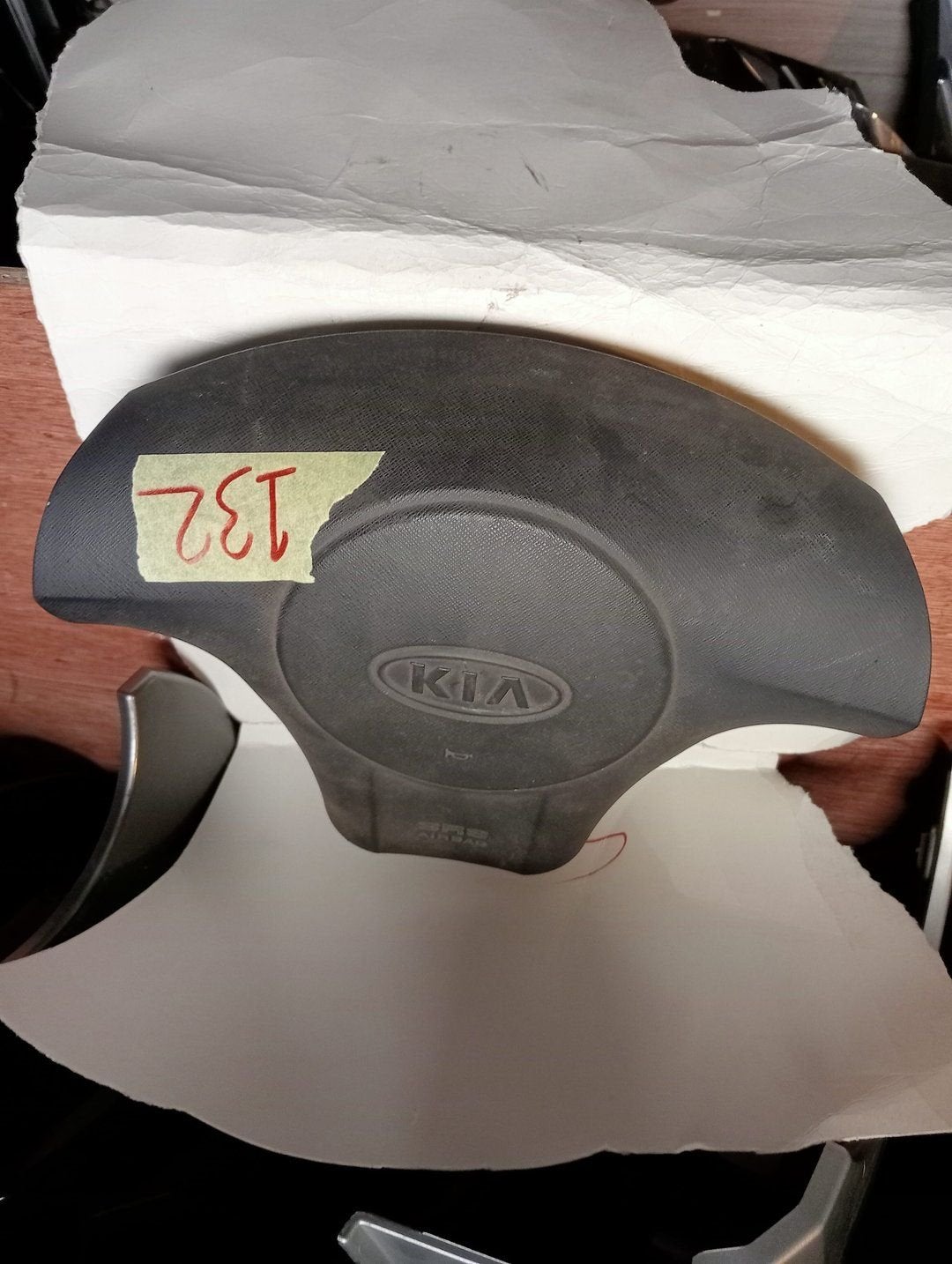 Left airbag (steering wheel) with part number 569000 Kia Pic, -, -, Ophalen of Verzenden, -