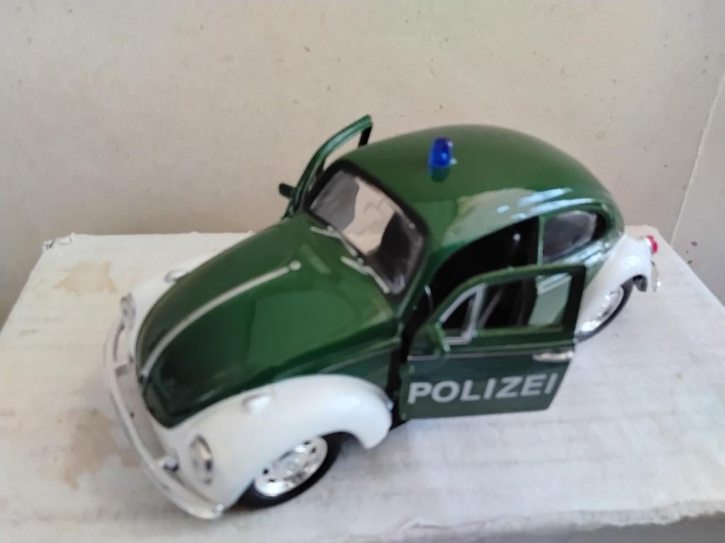VOLKSWAGEN  BEETLE   POLIZEI, Hobby en Vrije tijd, Modelauto's | 1:43, Ophalen of Verzenden, Zo goed als nieuw, Auto, Overige merken