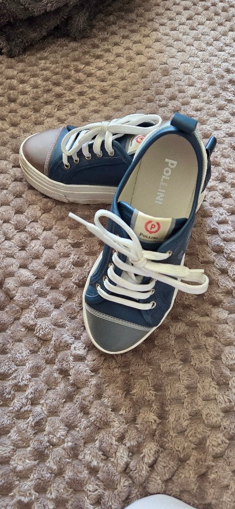 Pollini Sneakers - Donkerblauw met witte veters, Ophalen, Blauw, Pollini, Sneakers of Gympen