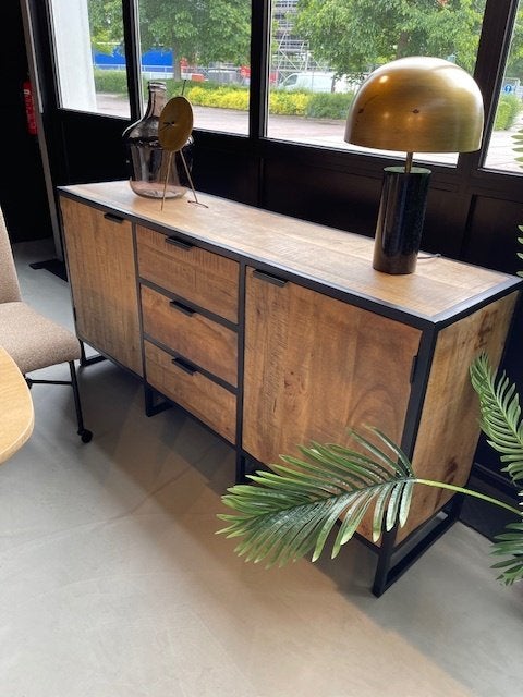 dressoir massief mango metaal 180 cm.3 lades*extra actie *