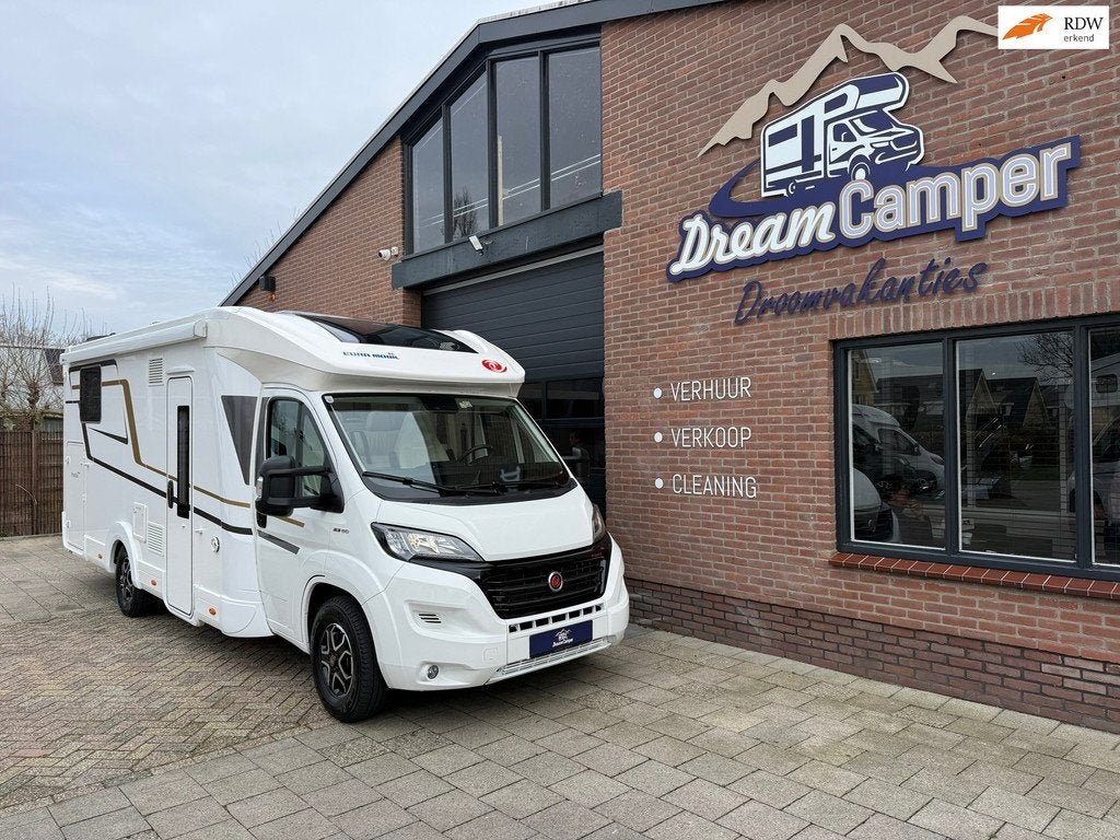 Euramobil T 720 QB 6000km! Unieke camper! Alde verwarming!, Caravans en Kamperen, Euramobil@info.de, Aldenhof 23
12356  Stuttgart, DE