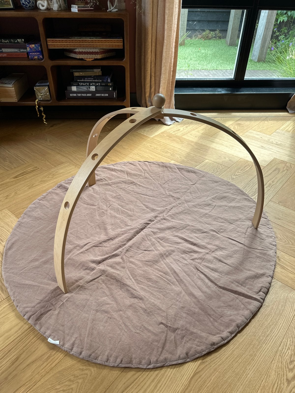 Houten babygym, Ophalen, Zo goed als nieuw, Speelkleed