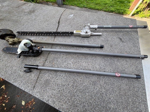 Foto 3 van Dewalt tuingereedschap set compleet
