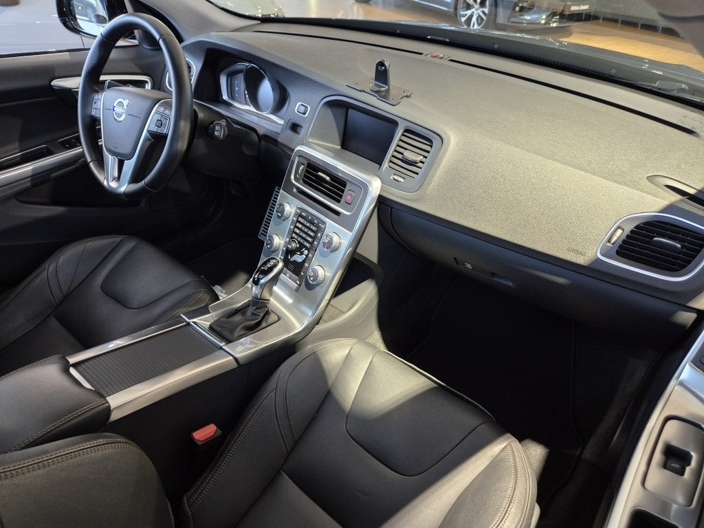 Volvo V60 Cross Country T5 Polar+ Luxury line | Camera | led, Auto's, Volvo, Automaat, 15 km/l, Gebruikt, Euro 6