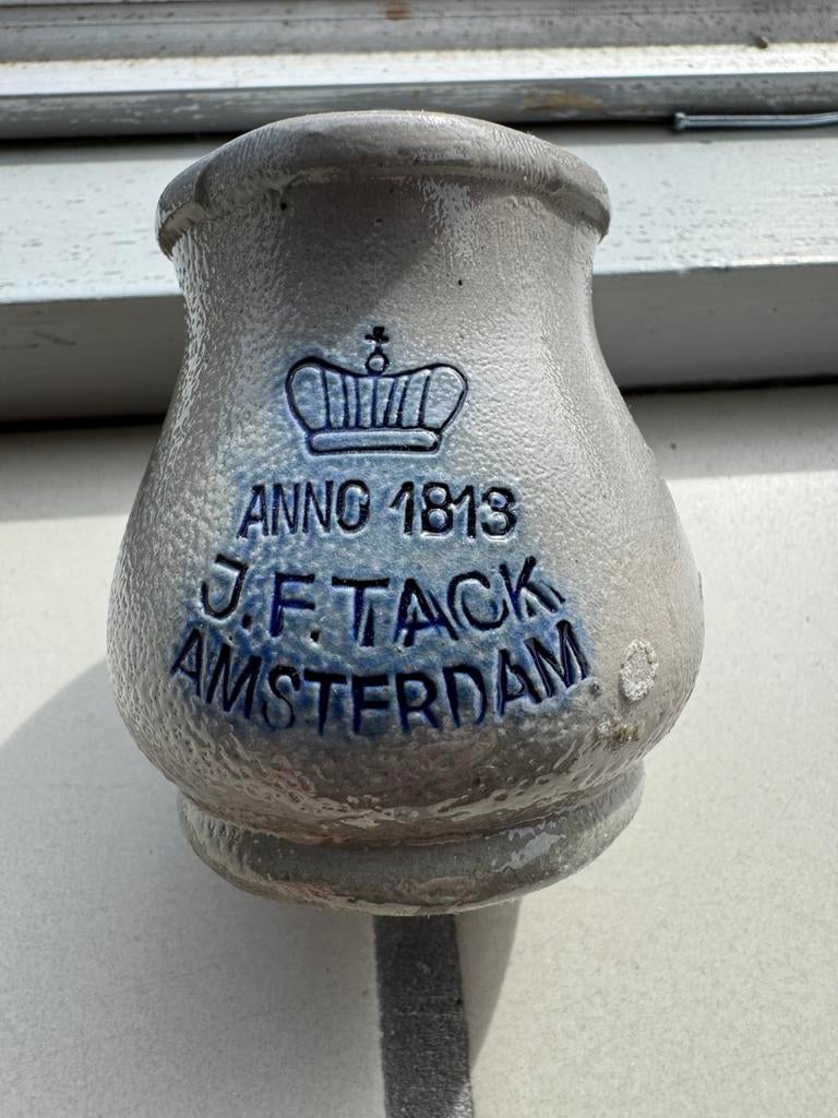 Bodemvondst Antiek Kruikje met oor 1813 J.F Tack Amsterdam, Antiek en Kunst, Ophalen of Verzenden