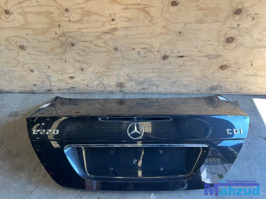 MERCEDES E KLASSE W211 Zwart C197 achterklep 2002-2009, Gebruikt, Mercedes-Benz AG, Deur, Mercedes-Benz
