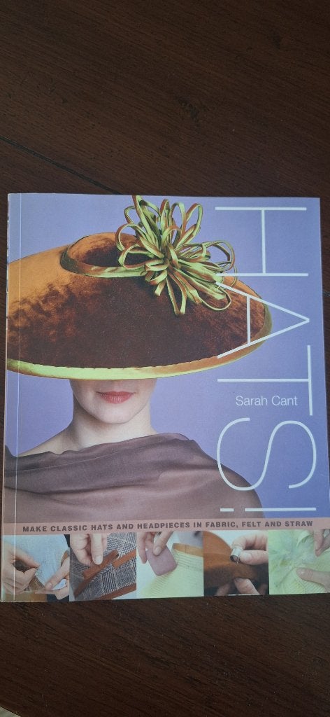 HATS, van Sarah Cant, Ophalen of Verzenden, Zo goed als nieuw, Sarah Cant