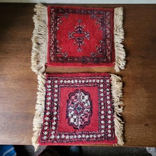 Kleine tapijtjes en doek voor kapstok, Ophalen of Verzenden, Hout, Wandkapstok, Minder dan 100 cm