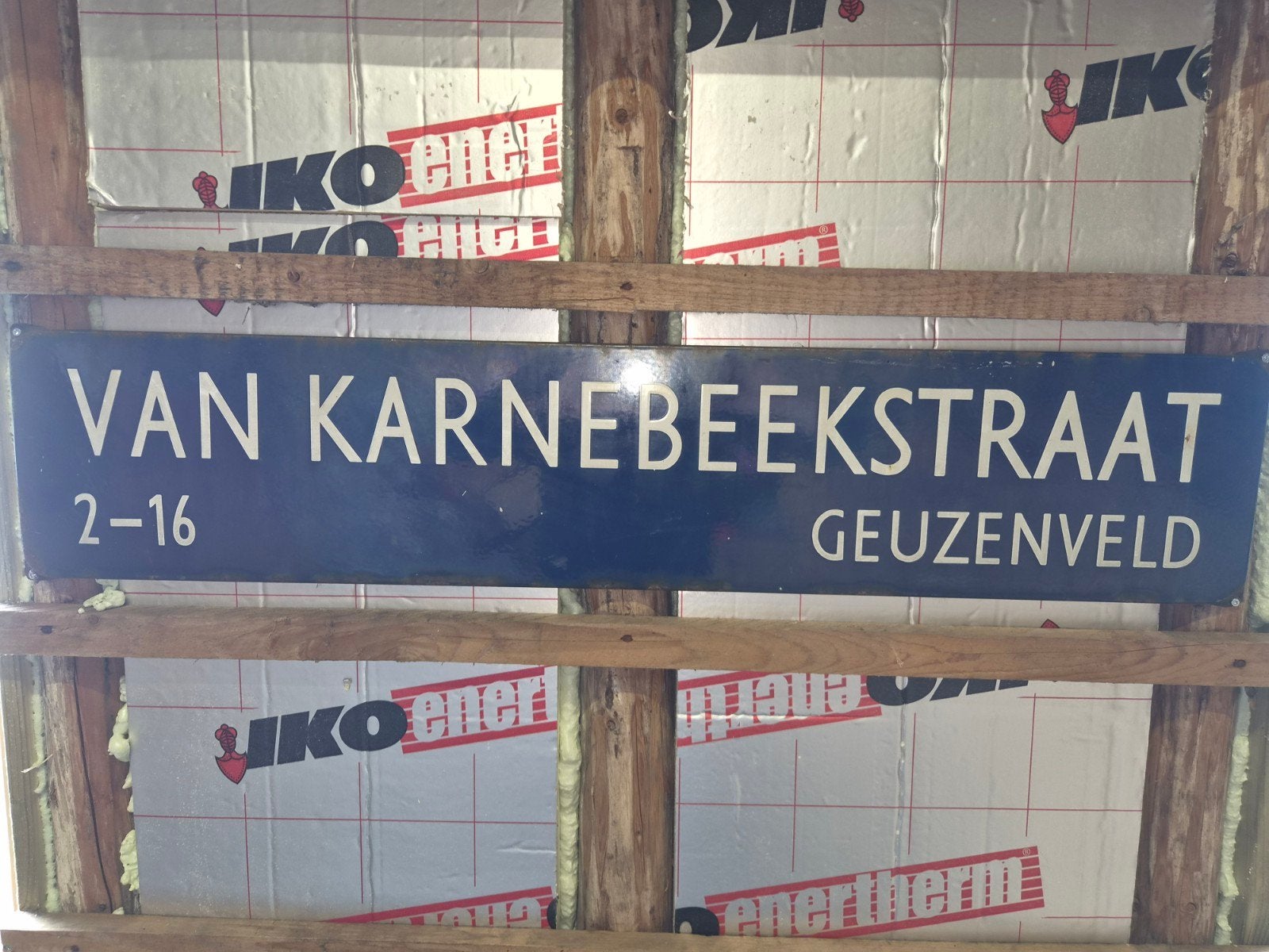 Emaille Straatnaambord 'Van Karnebeekstraat Geuzenveld', Antiek en Kunst, Ophalen of Verzenden